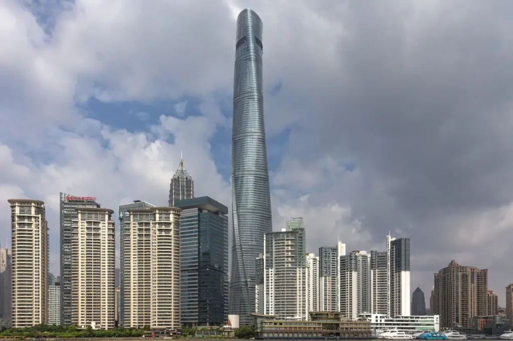 برج شنغهاي في الصين