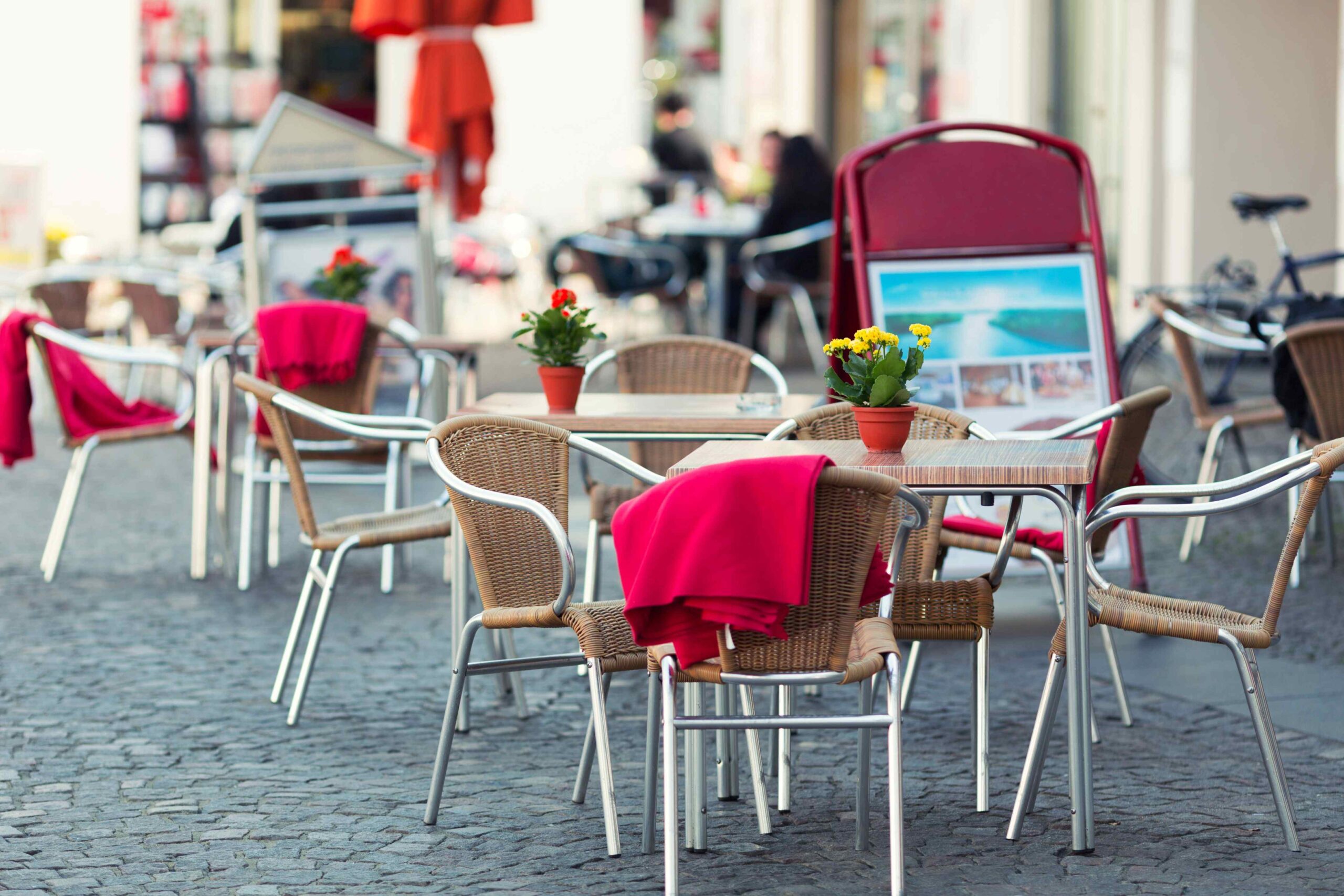 Commercial outdoor restaurant furniture